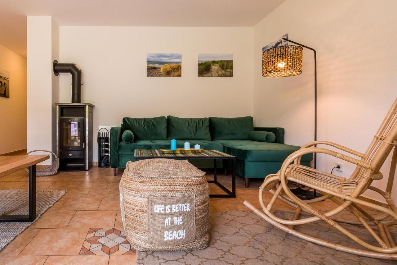 Haus Ostseenixe 02 Вустров Экстерьер фото
